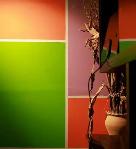 Viola - Lule Apartmán Tirana